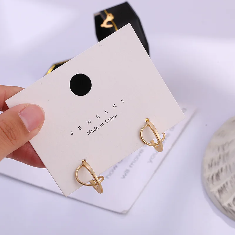 Новые модные креативные трехмерные металлические серьги сережки гвоздики с