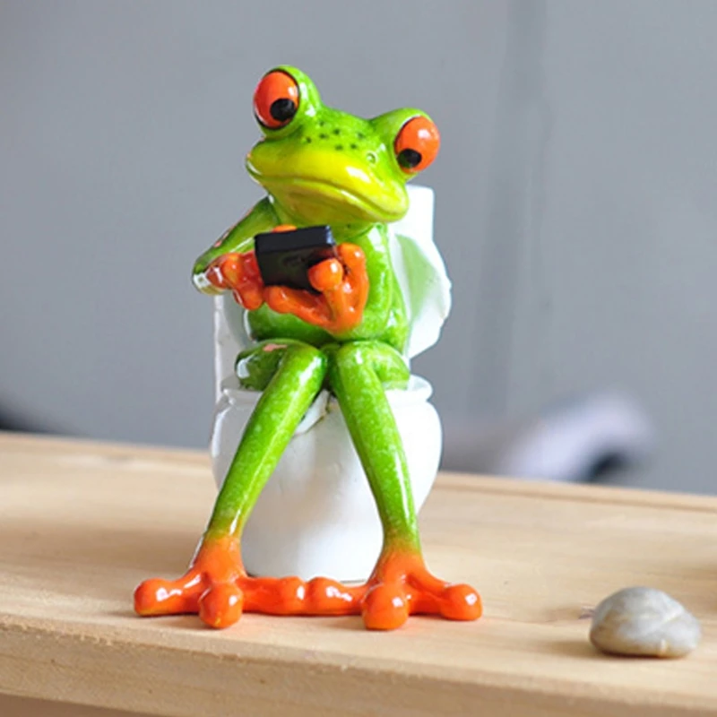

Funny Frog Holding a Big Red Heart Statue Indoor Outdoor Sculpture Figurine Resin Crafts Ornament for Home Garden Decoration