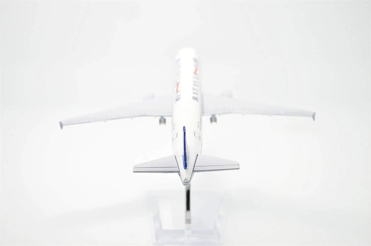 Династия Тан (TM) 1:400 16 см воздушный автобус A320 Batavia воздушная металлическая модель