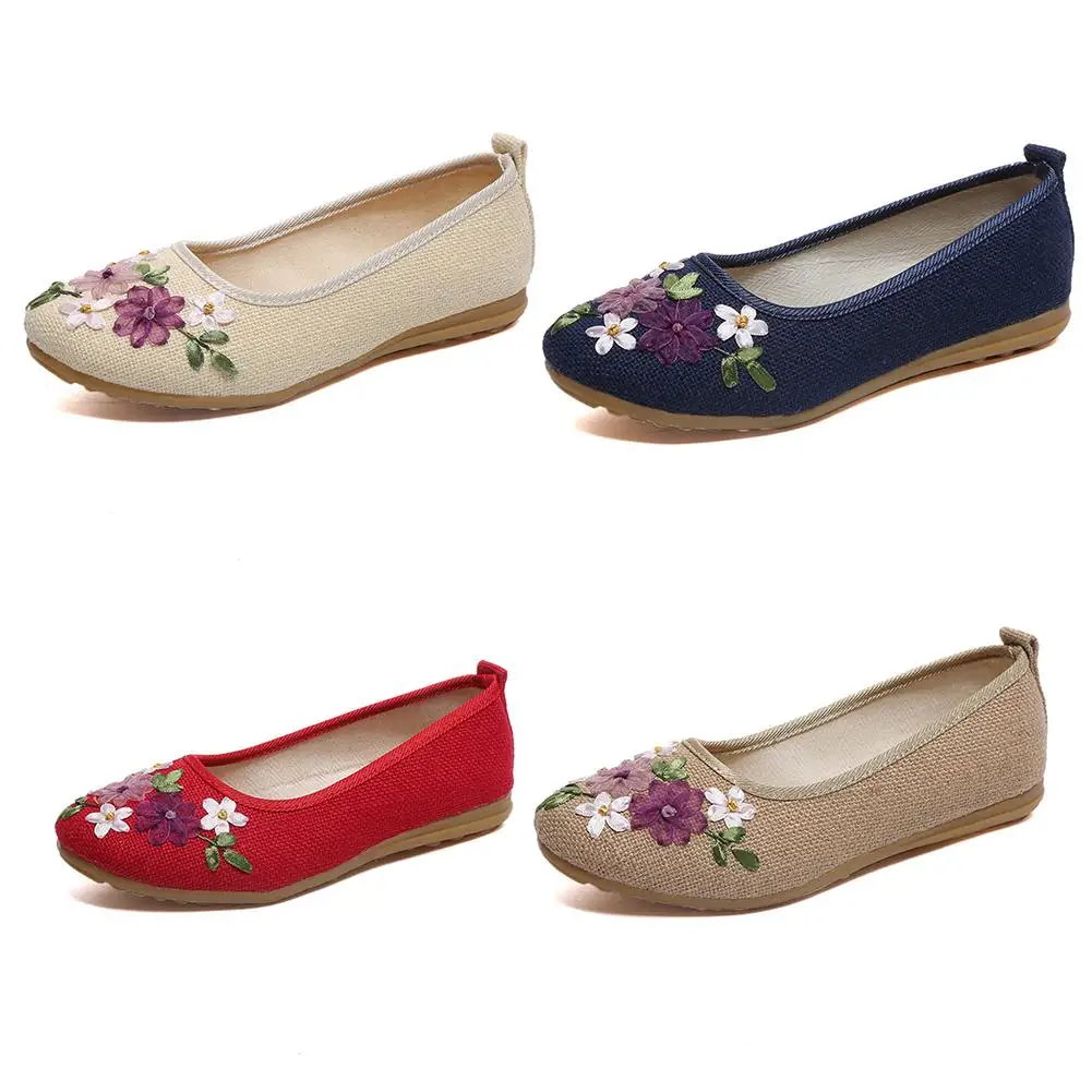 Женская обувь на плоской подошве в винтажном стиле с вышитыми цветами круглым
