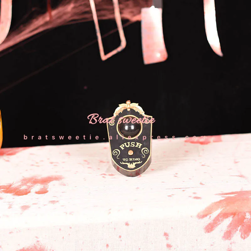 Дверной звонок с анимационным глазным яблоком на Хэллоуин со спутанными звуками