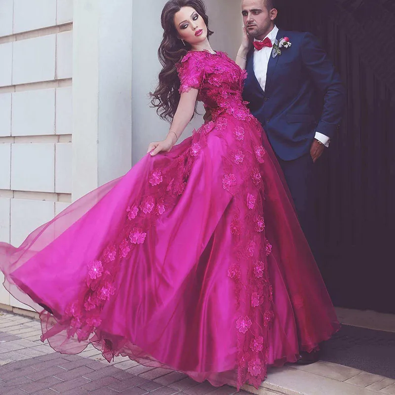 

Платье вечернее с коротким рукавом для матери невесты, с аппликацией