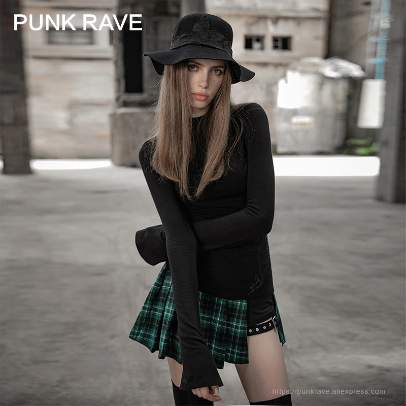 Женская футболка со съемным металлическим кольцом и декоративным принтом в