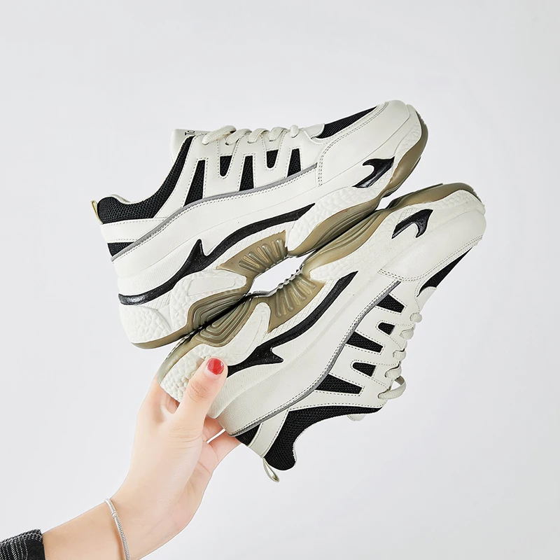 Новинка сезон осень черно-белая женская обувь на платформе с дышащей сеткой из