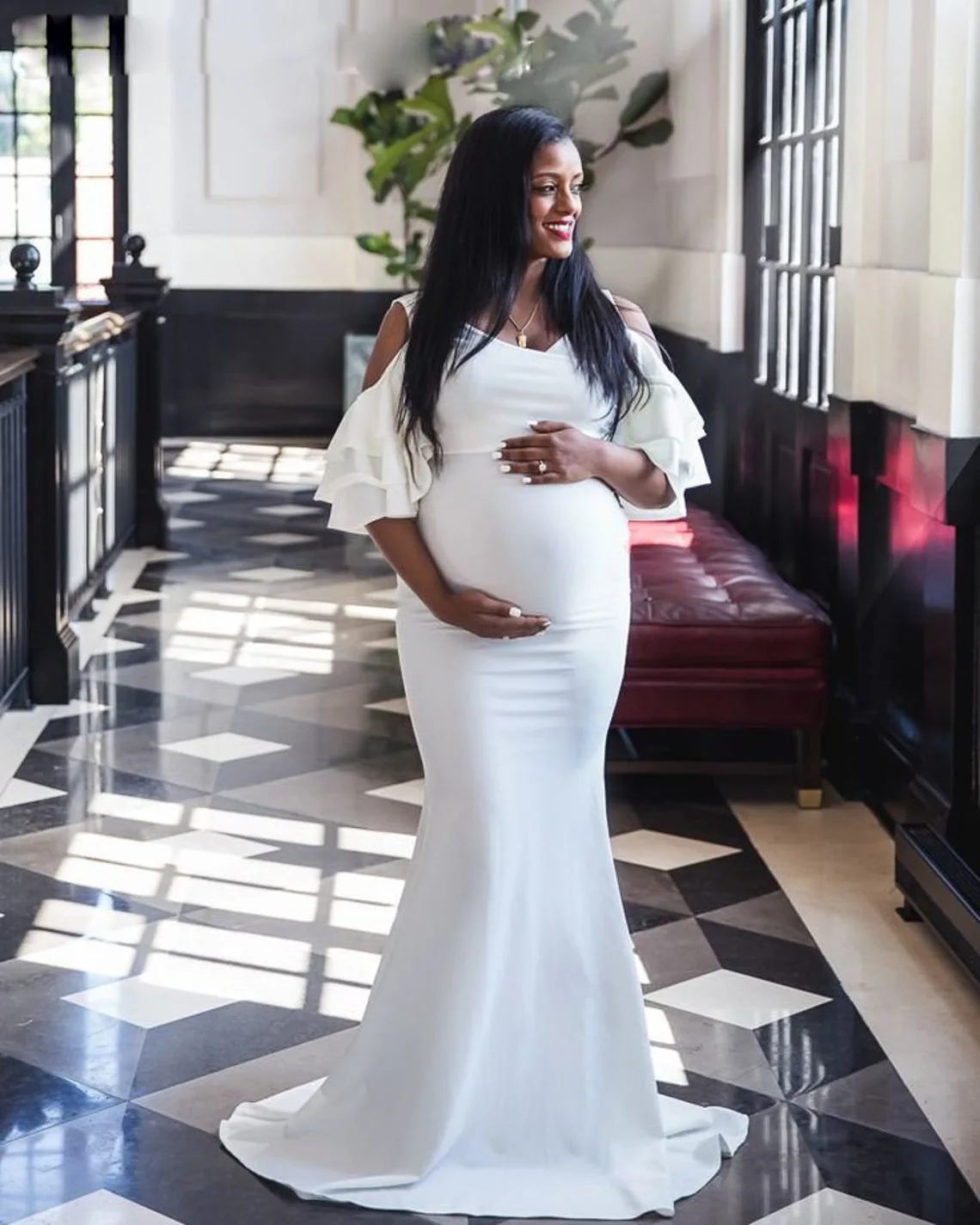 

Pregnant Dress New Maternity Photography Props For Shooting Photo Pregnancy Clothes +Chiffon Off Shoulder Half Circle Gown