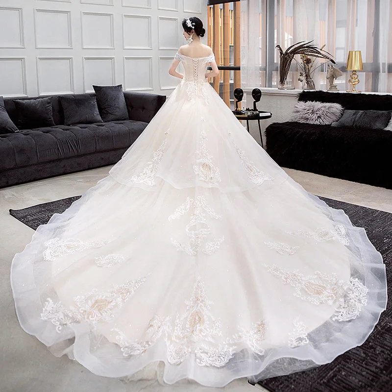 2021 Elegant Boat Neck Luxury Lace Embroidery Sweep Train Wedding Dress Princess Noble Vestido De Noiva Plus Size Wedding Gowns