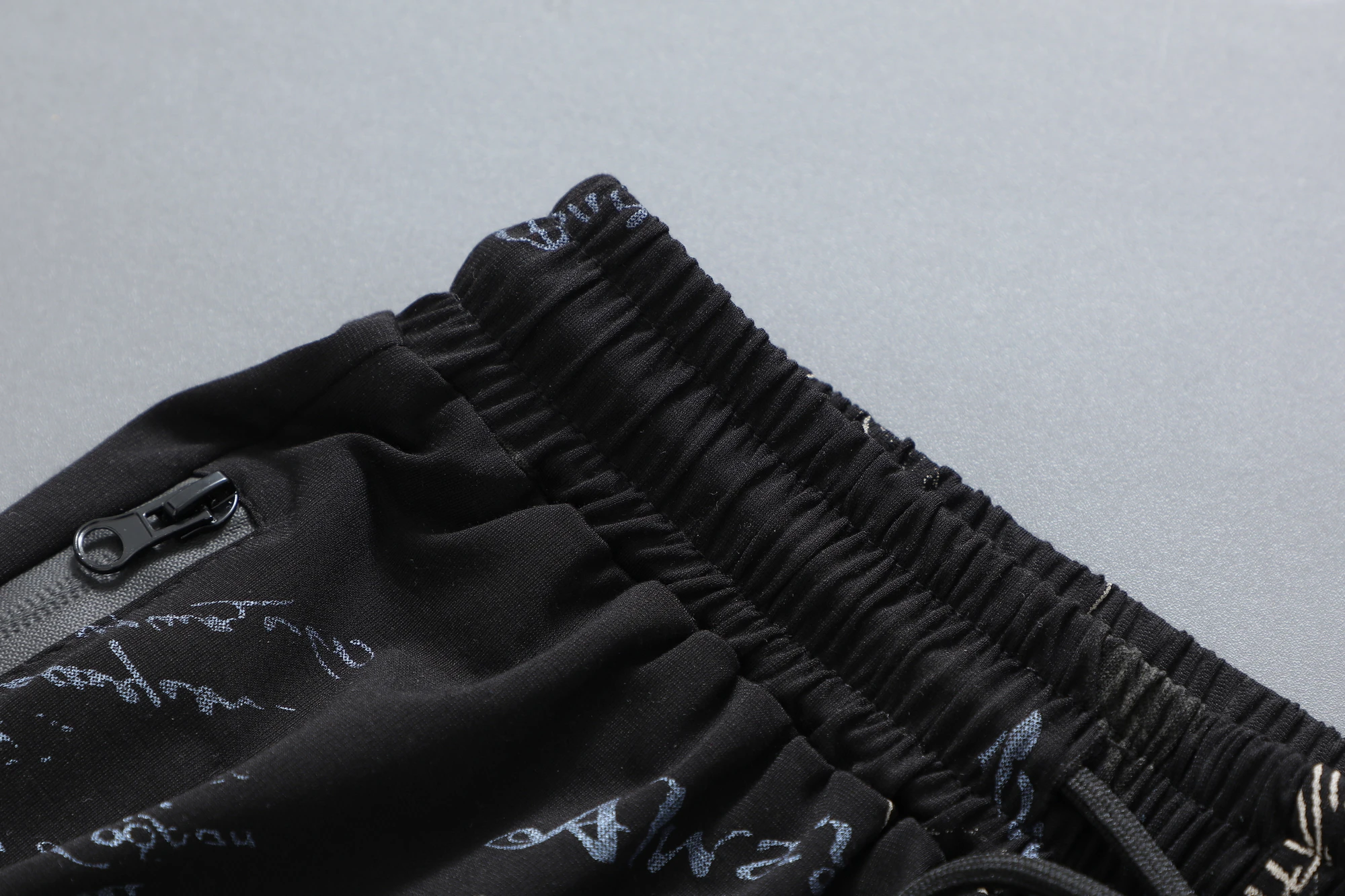 

Fat large size casual sports pants men summer add fat guy loose five pants beach pants dry shorts plus size 9XL