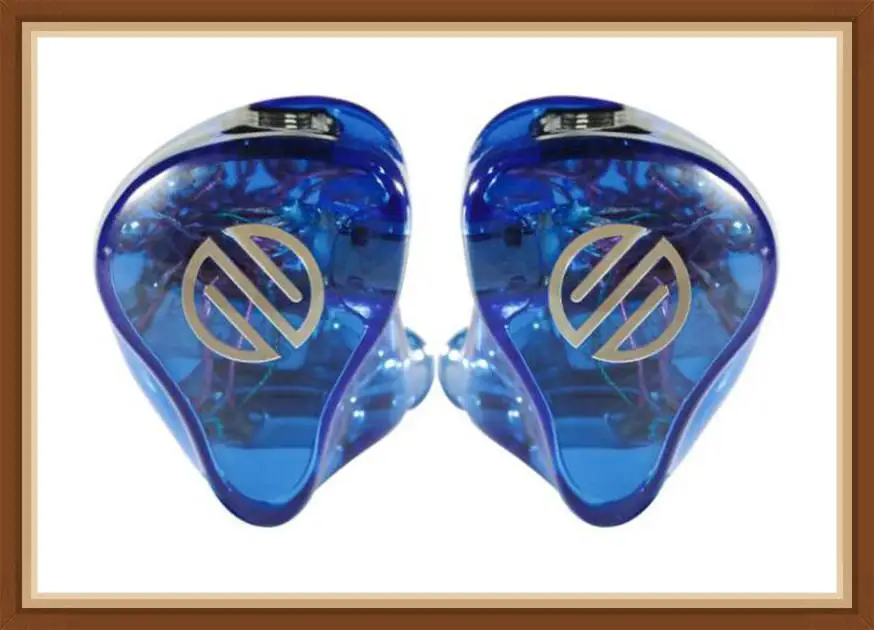 

BGVP VG4 4BA Tuning Switch In-Ear Monitors Hifi Music Earphones Earbuds with Detachable 6N MMCX Cable for Audiophile Musician