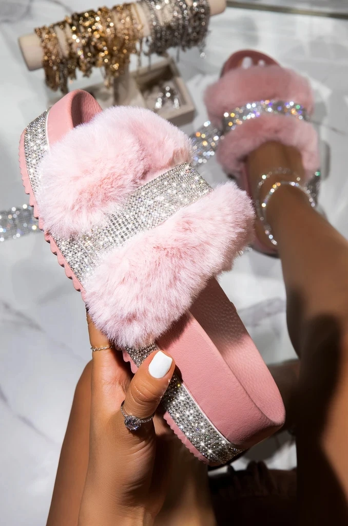 

Designer Women Fur Rhinestone Slippers Luxury Platform Wedges Heel Solid Fluffy Furry Slides Outside Sexy Shoes Ladies Whosale