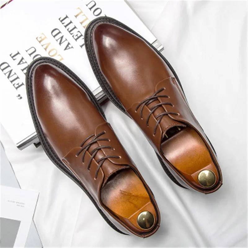 

Brown leather shoes, men's leather business are nib han edition suit with British youth increased trend in men's shoes