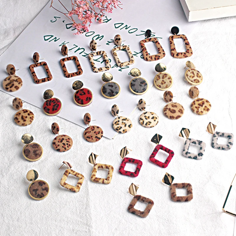 2019 Лидер продаж серьги для женщин Золотой плюшевые свисающие массивные большие