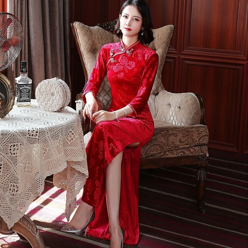 Элегантное традиционное китайское свадебное платье Qipao с браслетом и рукавами из