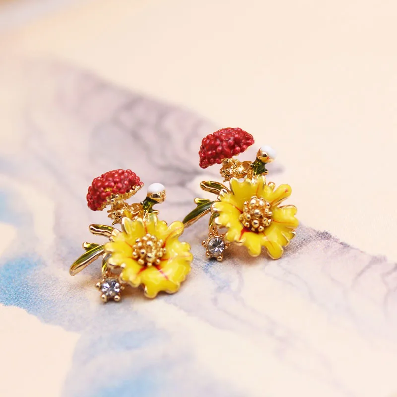 Блестящие боковые милые серьги гвоздики в виде цветка для женщин простом