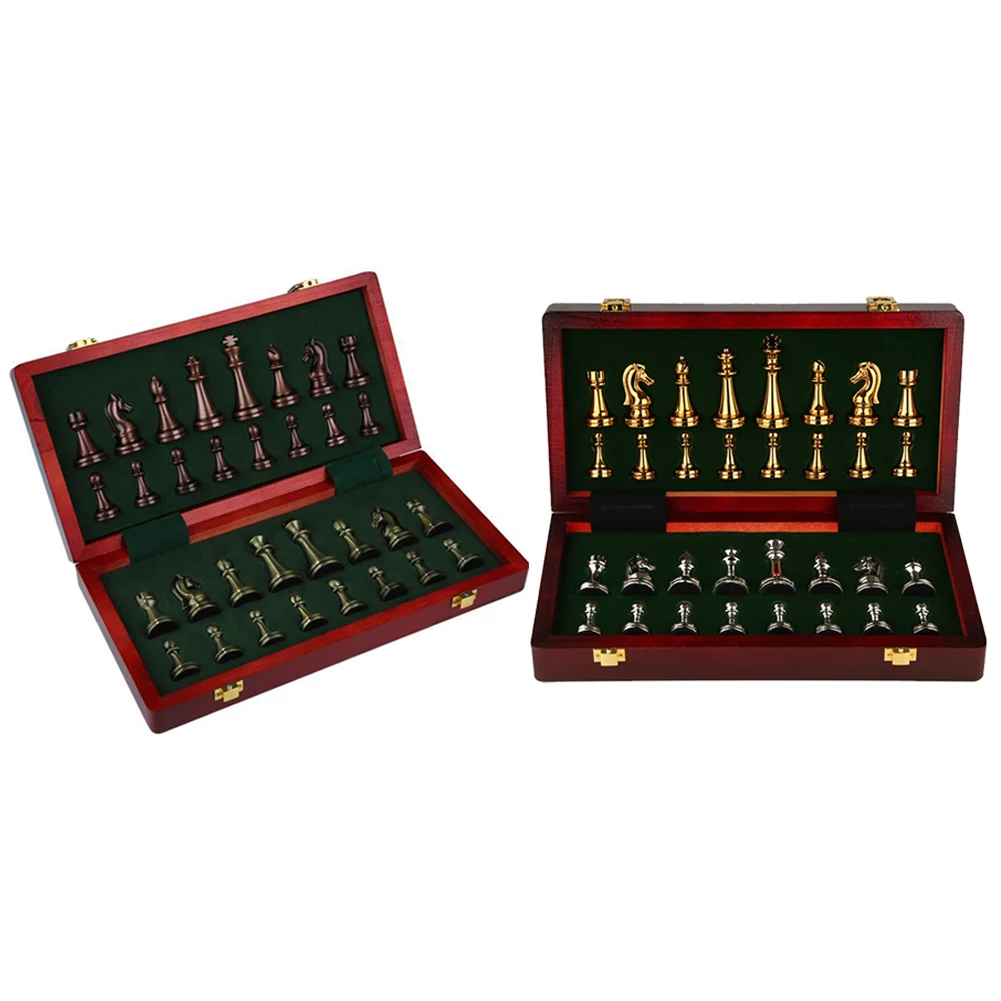 

Retro Medieval Luxury Chess Game Set with Wooden Chessboard Family Chess Pieces for Gathering Party Entertainment