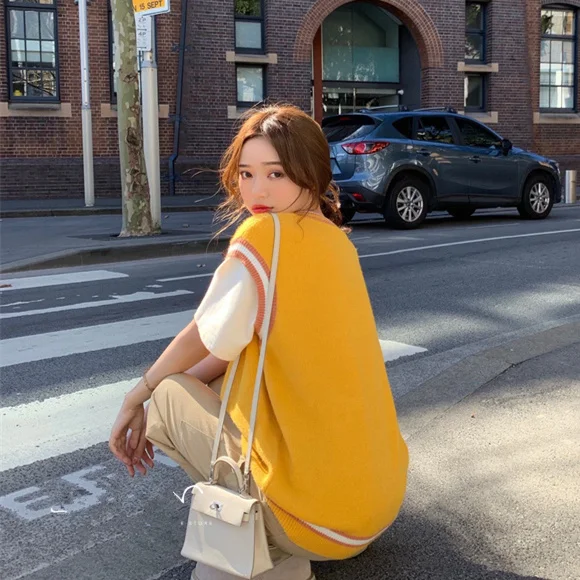 Женский пуловер без рукавов Осень 2019 корейский стиль каваи мультфильм Винни Пух