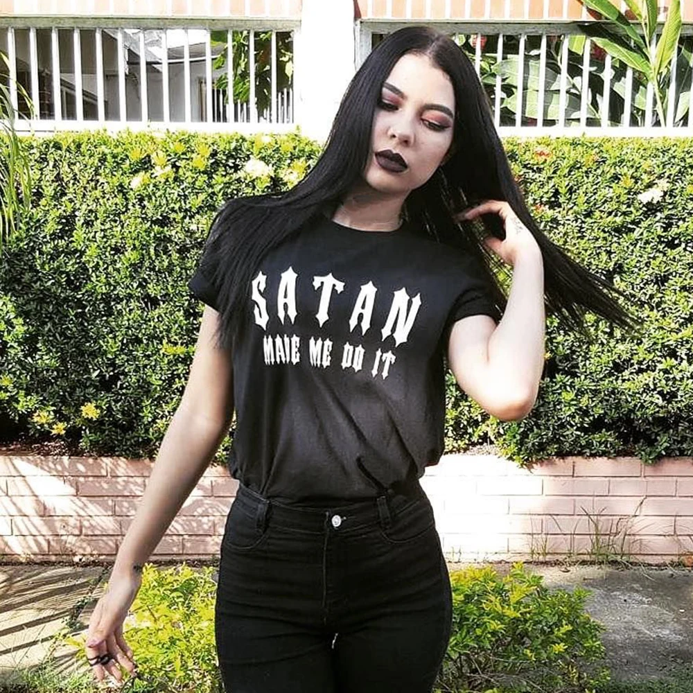Женская футболка с надписью Satan Made Me Do It в стиле хип хоп панк готика размеры 90s