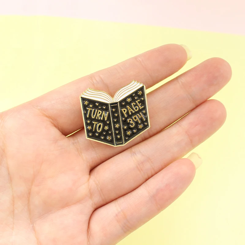 &quotTurn To Page 394&quot Magic Books Classic Brooches For Fans Famous Snape's Lines In The Novel Film Lapel Pin Friend's Gifts |