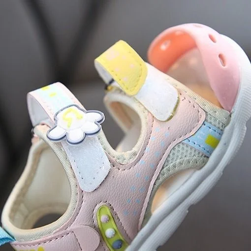 

Children's Sandals Boys' Functional Shoes New Soft Soled Baby Shoes in Summer 2020 Girls' Baotou Beach Shoes 2020 For Children's