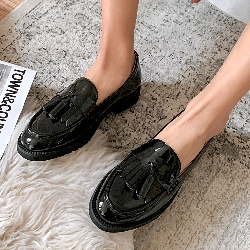 

karinluna 2020 Fashion Brand shoes Loafer Fringe Low Heels Microfiber Slip-On Round Toe Casual women shoes
