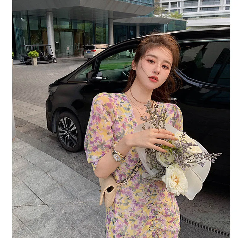 

2020 spring new long French retro V-neck purple Mosley Floral Chiffon dress female sweater dress