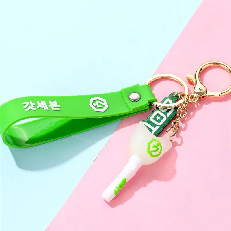 

1 Pcs Kpop BP EXO GOT7 TWICE NCT Lights Keychains 3D Soft Silicone Creative Keyrings Bag Pendant Key Tings Accessories