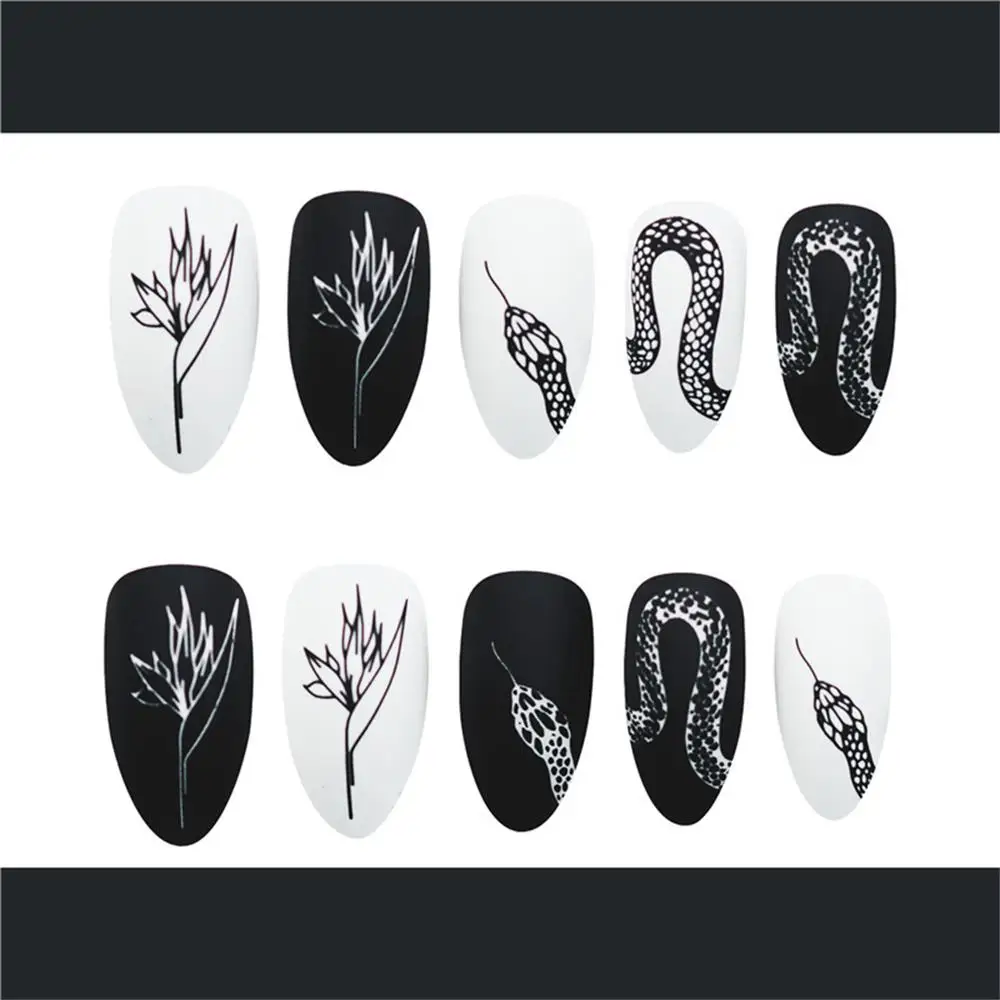 

24pcs/set Long Stiletto Fake Nails Punk Snake Pattern Black White Matte False Nails Artificial Full Nail Tips Manicure Tools