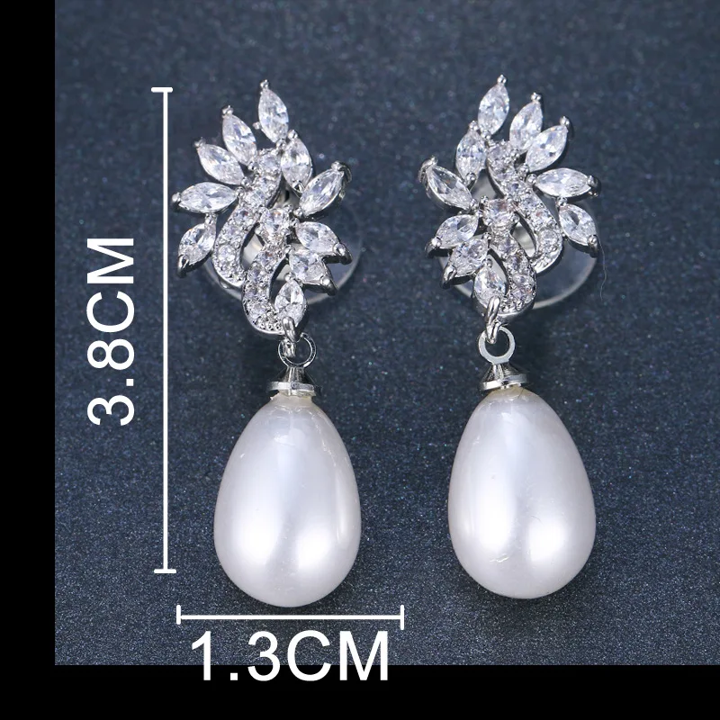 

Ekopdee 2021 New Classic Zircon Leaf Earrings For Women Teardrop CZ Crystal Cubic Zirconia Earring Female Wedding Fine Jewelry