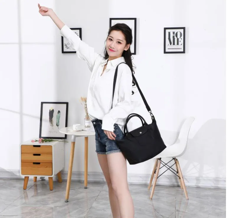 

Women genuine leather foldable waterproof nylon Horse bags bolsas messenger shoulde tote bag women 2020 brand Bolsas Handbags
