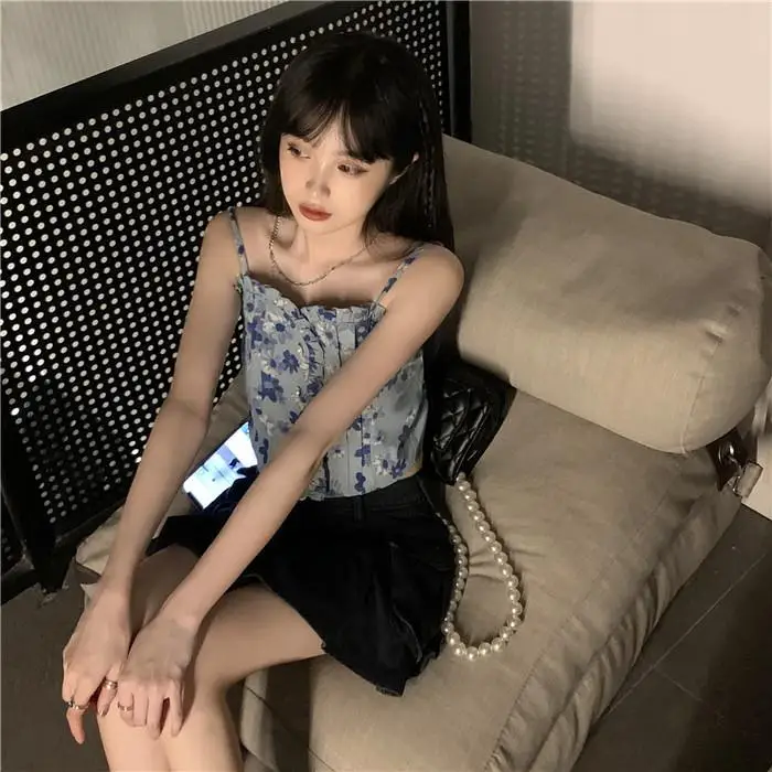 

Denim floral suspender waistcoat for women's interior design