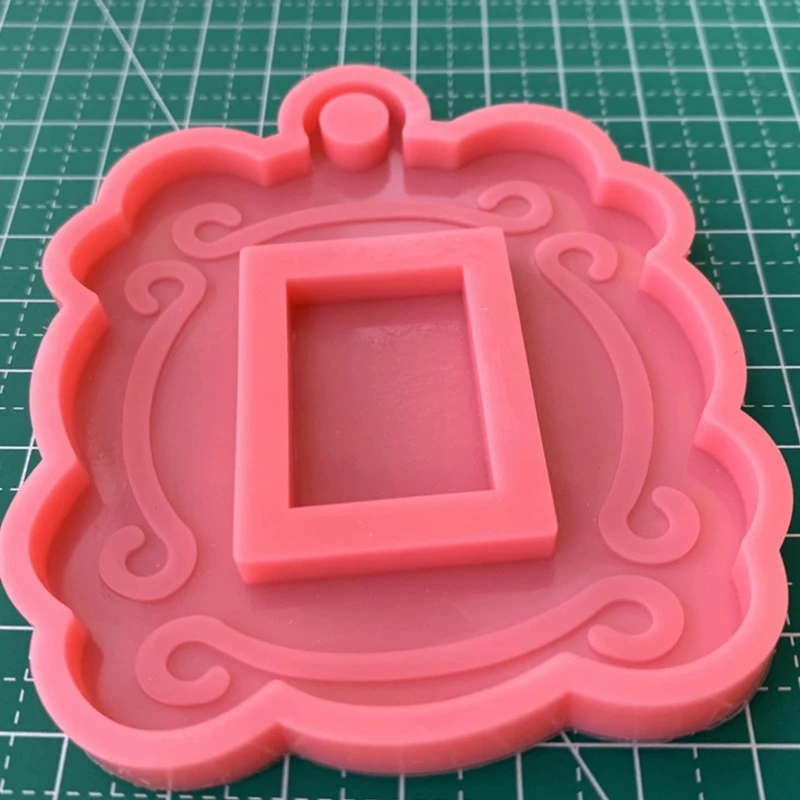 

Keychain Resin Mold Shiny Christmas Decoration Frame Shape Keyring Silicone Moul 87HC