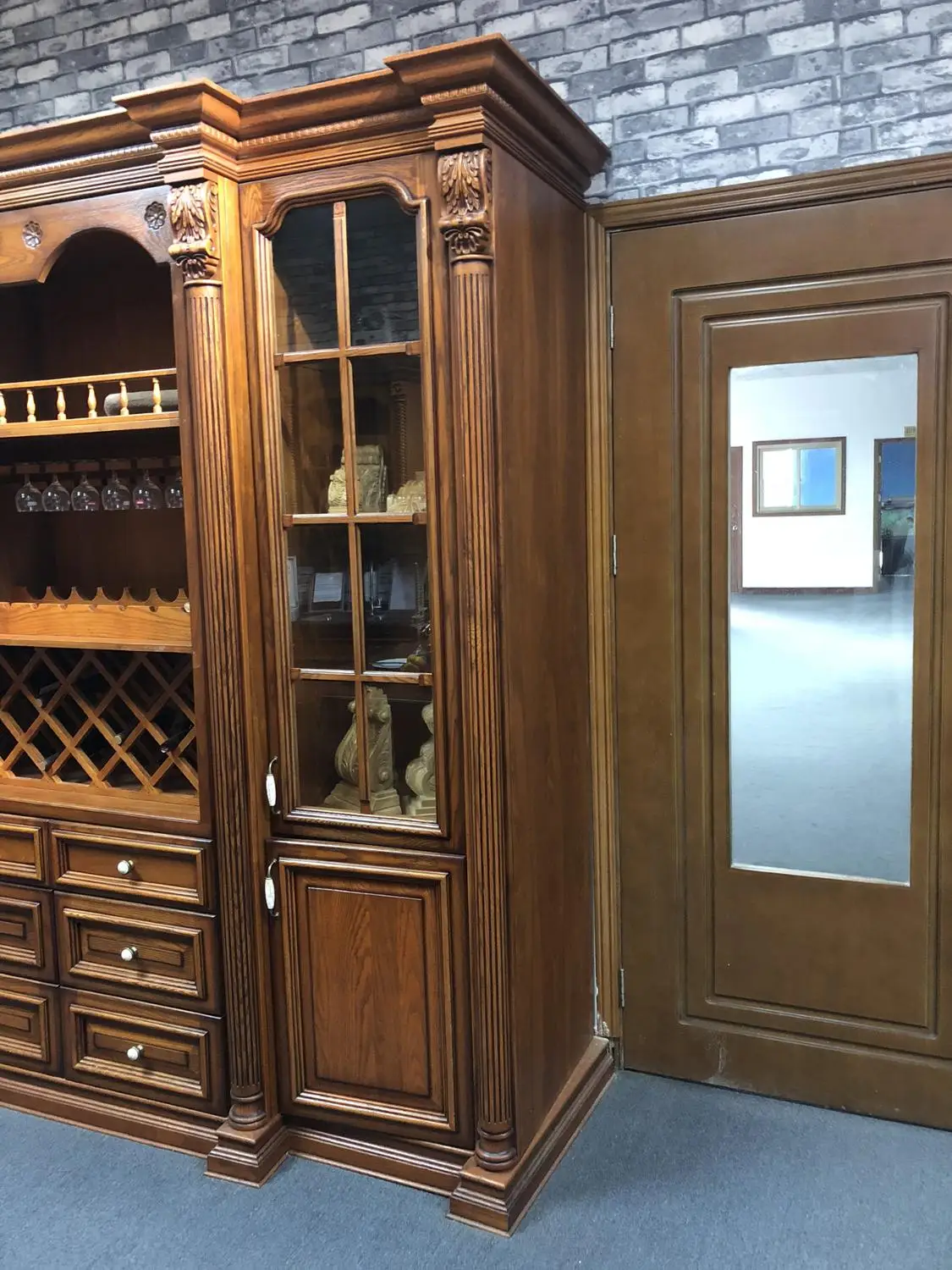 Высококачественный кухонный шкаф из твердой древесины в классическом стиле со