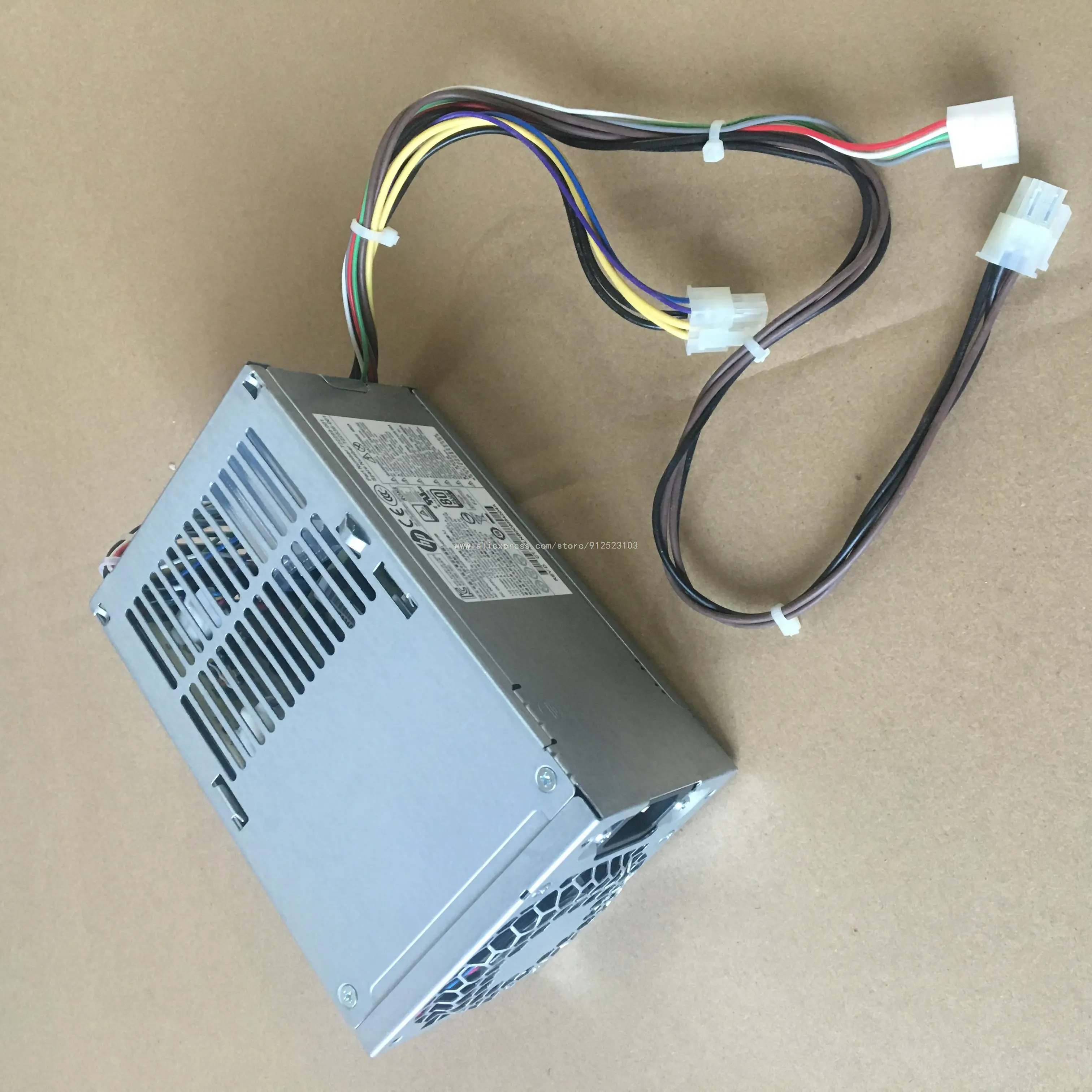 

Новый D12-240P3B universal 400 600 G1 G2 SFF блок питания для маленького шасси