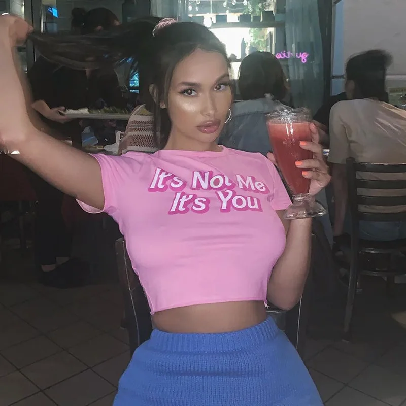 Популярная стильная Укороченная рубашка с монограммным принтом круглым вырезом