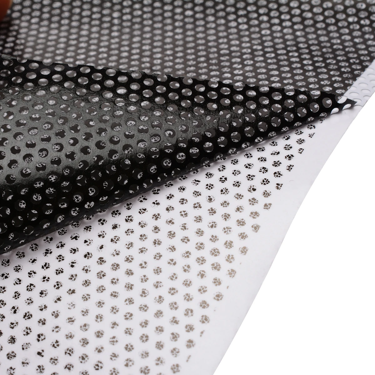 Перфорированная виниловая пленка. Пленка самоклеющаяся перфорированная (one way vision). One way vision перфорированная. Сетчатая пленка. Сетчатая пленка.