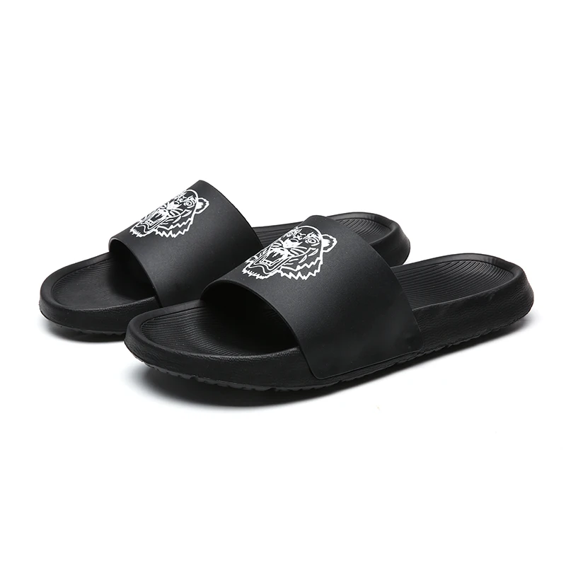 

Summer Men Beach Slippers Black White Mens Indoor Slippers Brand Fashion Home Slippers For Men Comfortable House Shoes Man