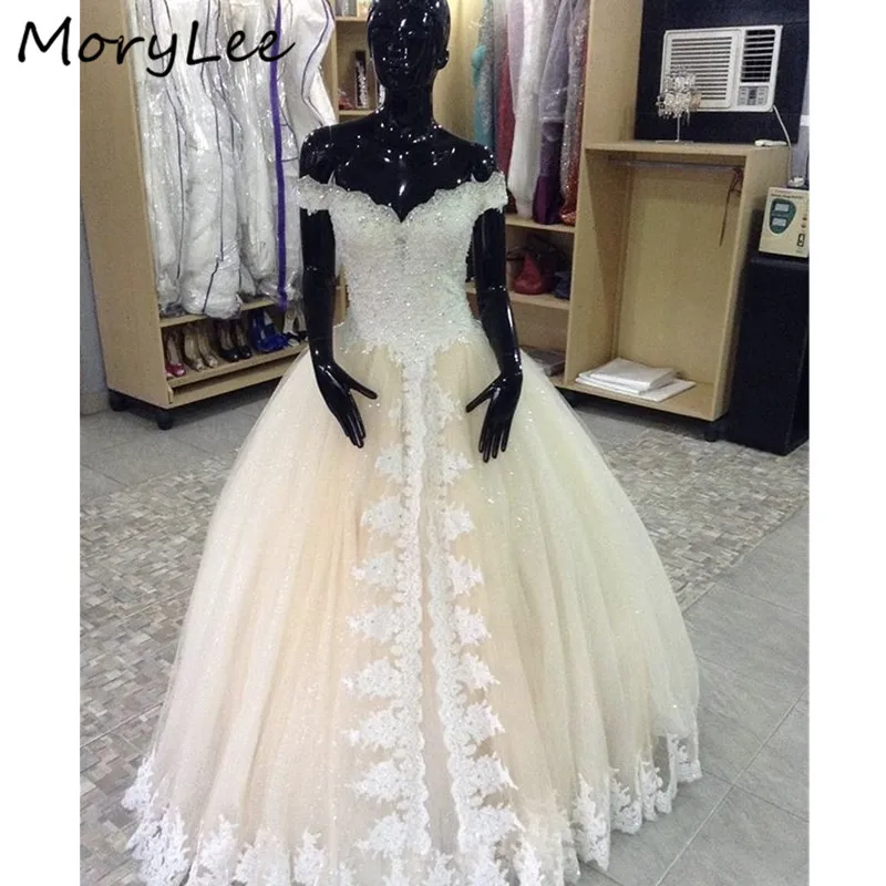 

Свадебные платья цвета шампанского с V-образным вырезом, Кружевная аппликация в пол, свадебные платья из Мягкого Тюля с кристаллами, кружевн...