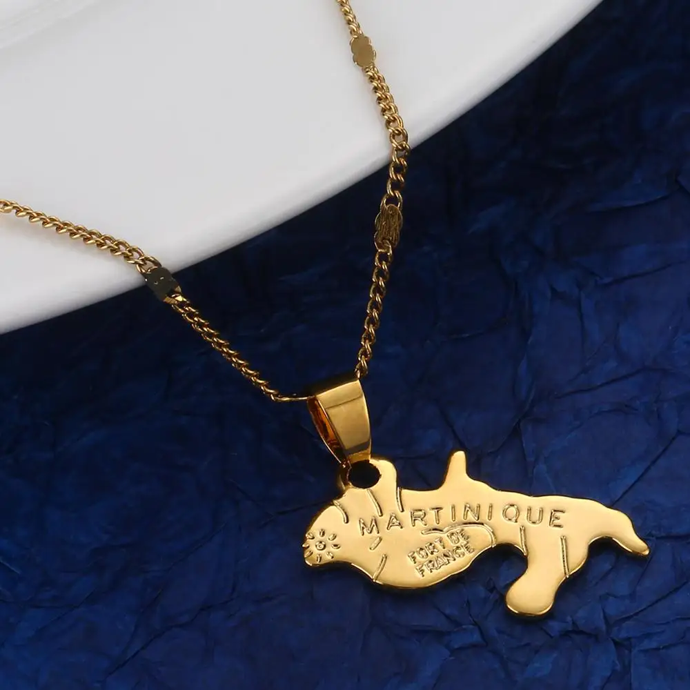 Цепочка с подвеской в виде карты Морони из Федеральной и Исламской Республики