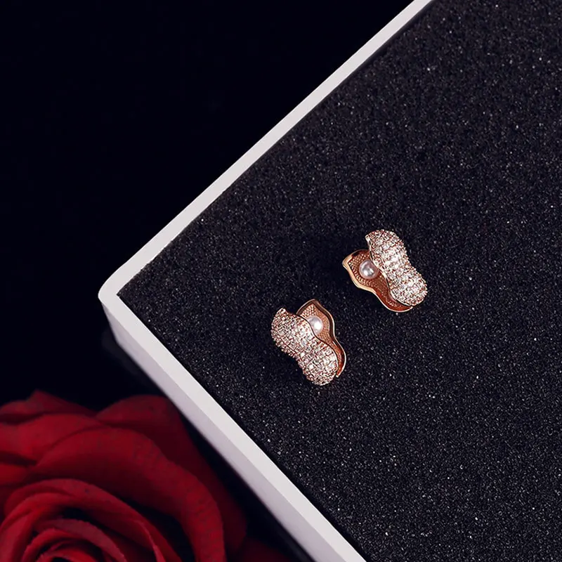 Роскошные знаменитые дизайнерские арахисовые серьги арахиса изысканные женские