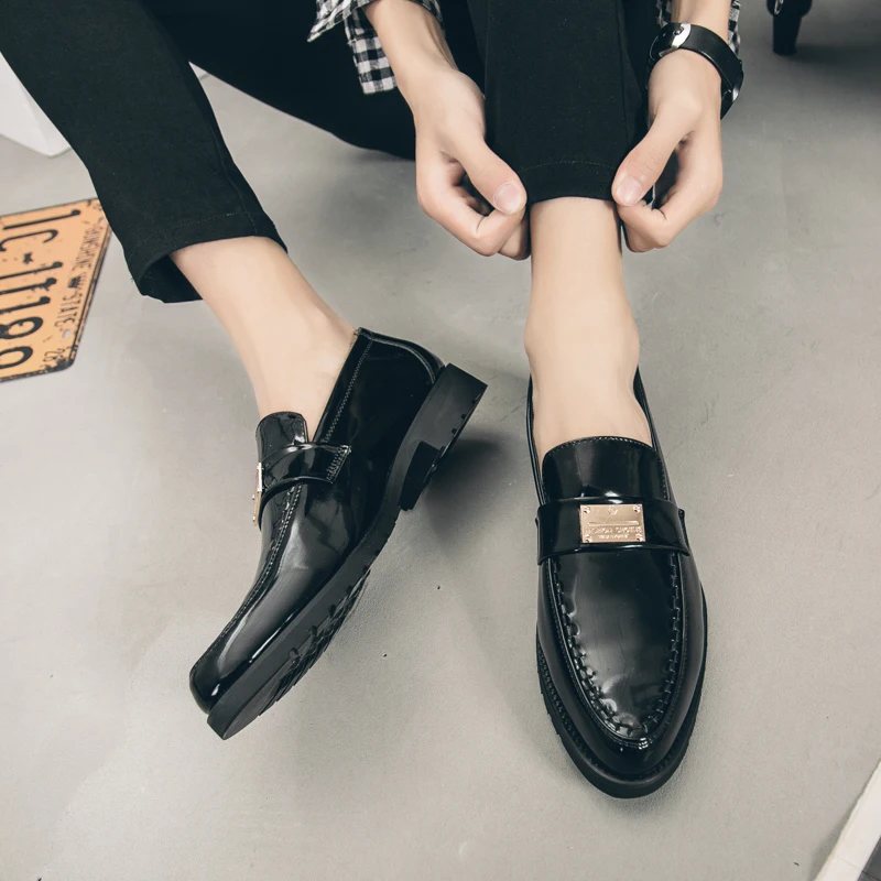 Мужские модные модельные деловые кожаные туфли Однотонные Удобные Мокасины с