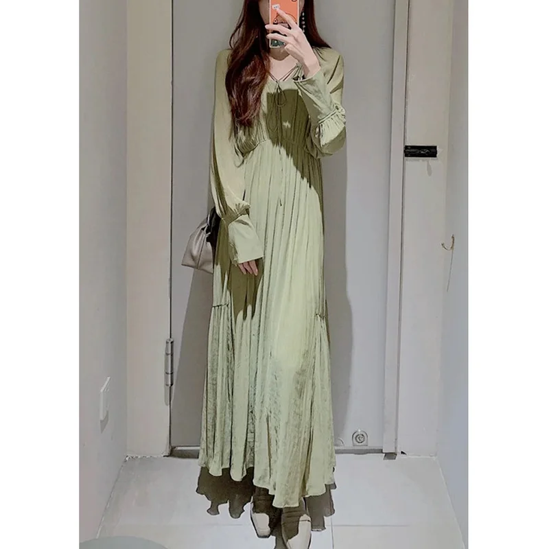 

Solid color Pleated Dress For Women Drawstring V Collar Lantern Sleeve High Waist Dresses Female 2021 Autumn New