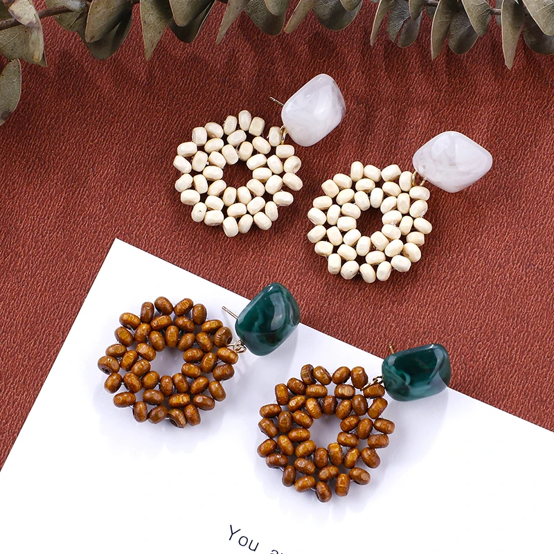 

Lifefontier Bohemia Wooden Beads Hanging Earrings for Women Large Wood Dangle Earrings Boho Female Fashion Jewelry 2021