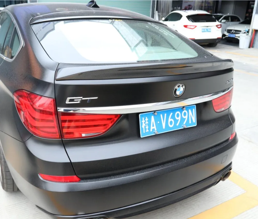 Автомобильные задние крылья из углеродного волокна для багажника годов подходит