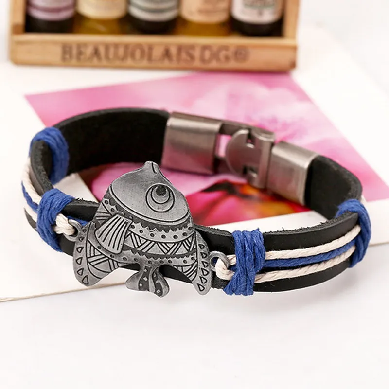 Плетеный браслет на запястье из натуральной кожи с подвеской в виде рыбьей кости