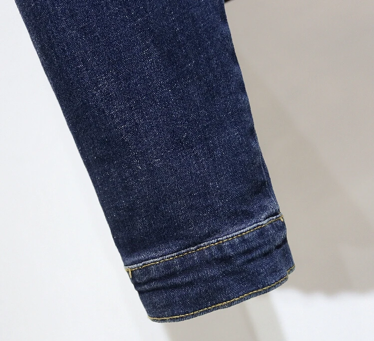 

Женская джинсовая куртка, повседневная винтажная облегающая куртка с цветочной вышивкой, на весну и осень, TB3389