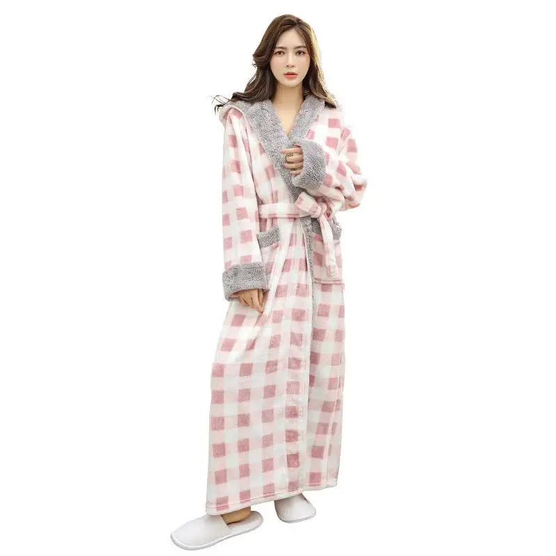 

2021 New Thick Women's Nightgown Fashion Plaid Printed Bathrobe Men Flannel Thermal Sleepwear Hooded Robe Couple Home Clothes