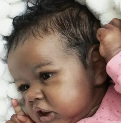 

22'' Lifelike Reborn Baby Girl Black Hair Black Eyes African Girl Saskia Premium Version Painted All-Plastic Doll Toys Gifts