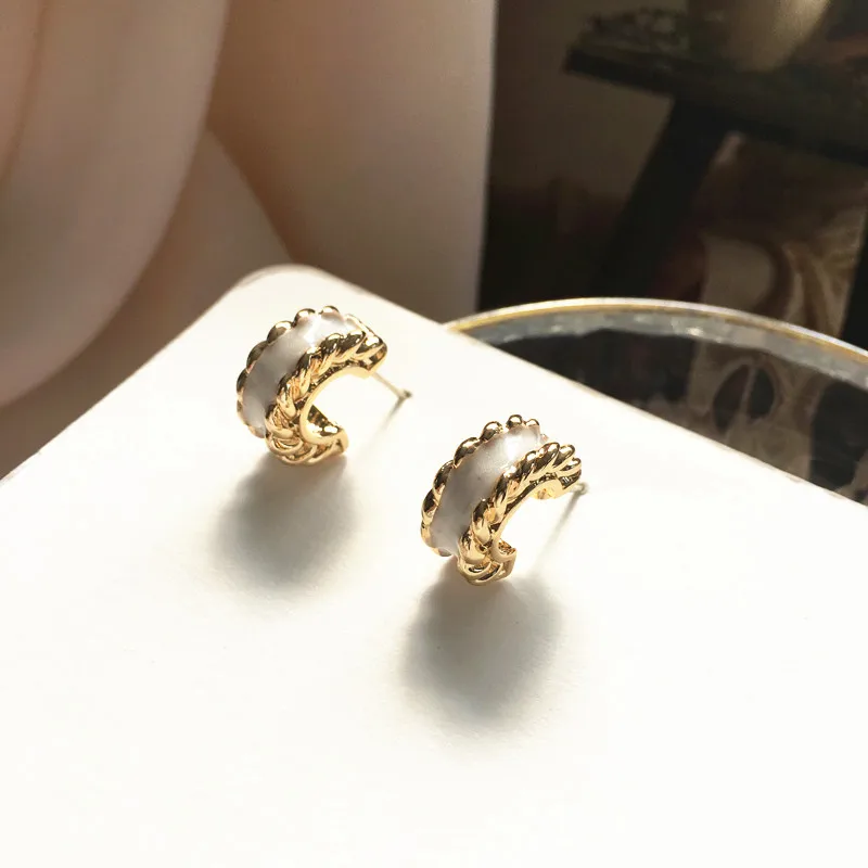 

Fashion Geometric C Shape Stud Earrings Minimalism Epoxy Cute Little Earrings Women Jewelry Wedding Gifts