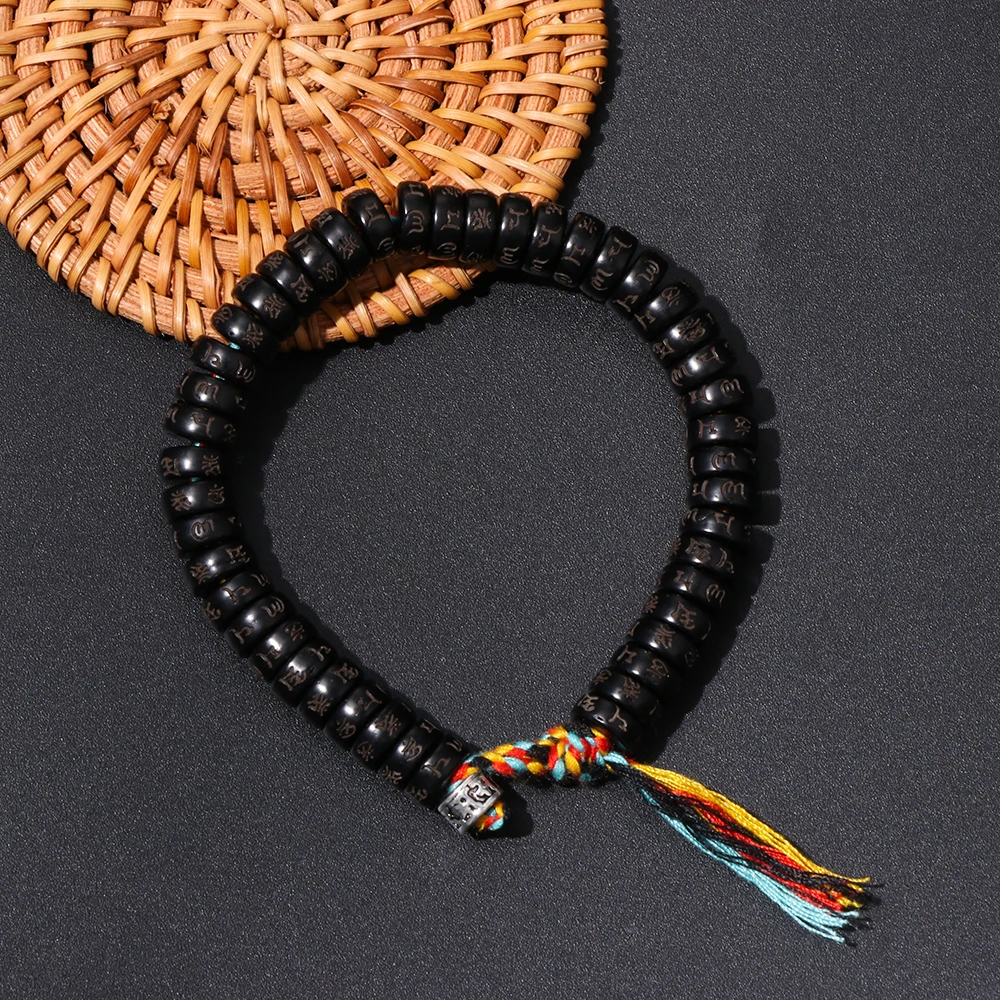 Браслет мужской плетеный из хлопковой нити с бусинами кокосовой ракушки |