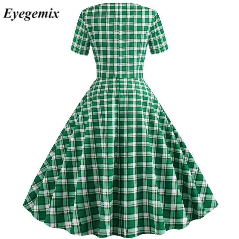 Желтая клетчатая футболка с короткими рукавами и принтом в винтажном стиле