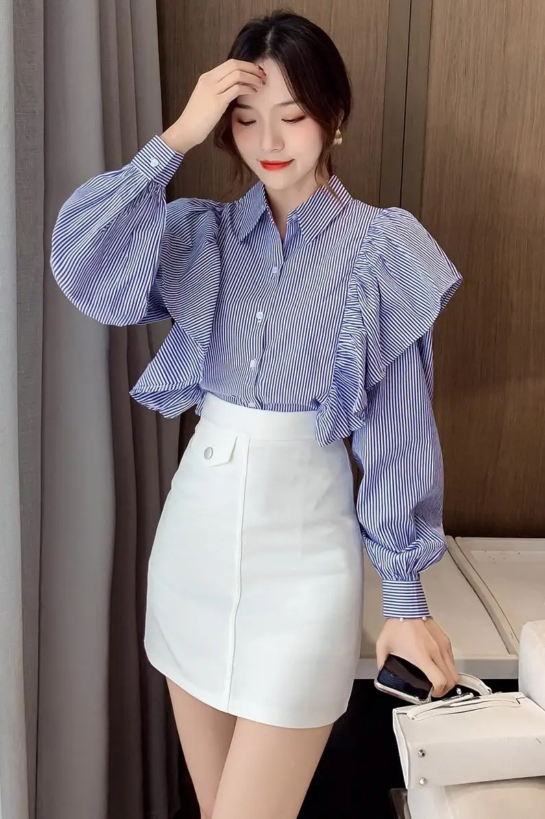 

COIGARSAM Vintage Ruffles Shirt Womens tops New Spring Striped Women shirts Blue 9556